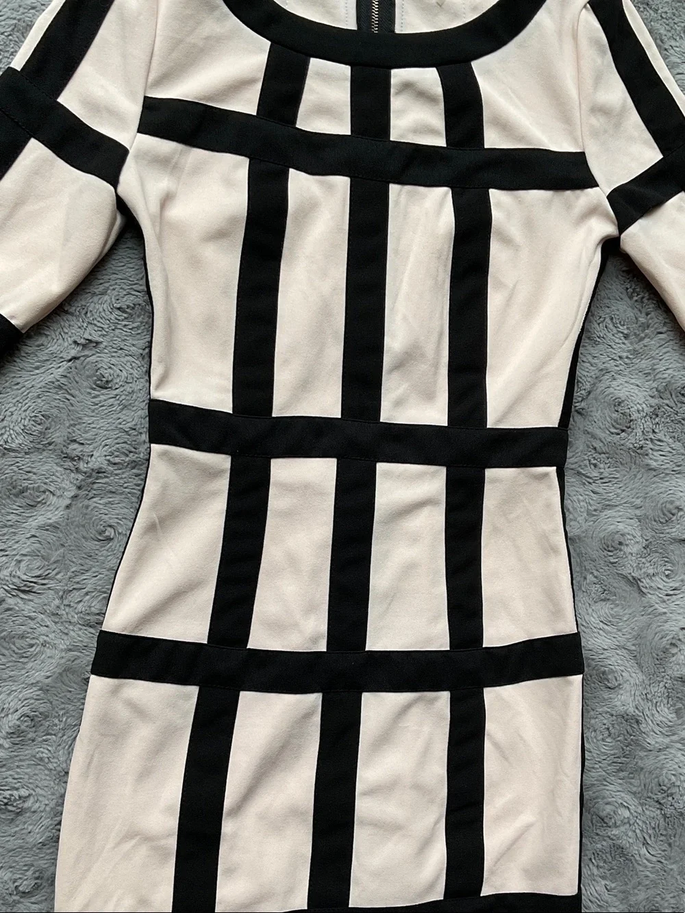 N/A chic black
